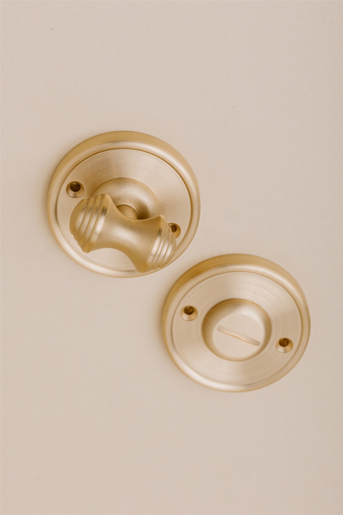 Lun brushed brass door handle set